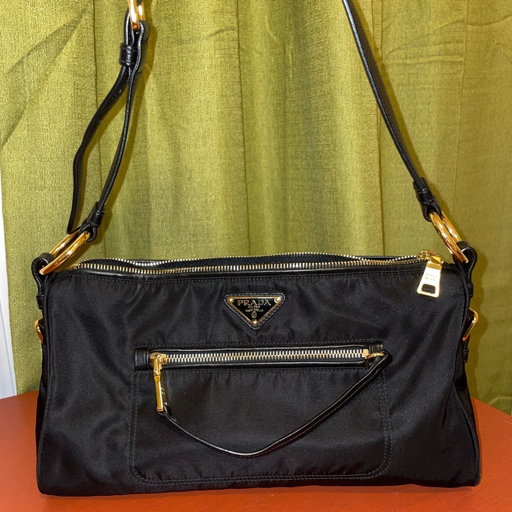 Stunning Prada Shoulder Bag